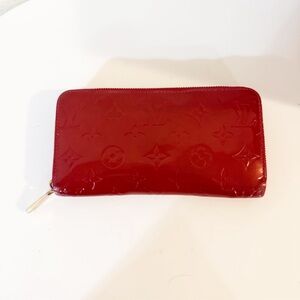 Louis Vuitton Red Vernis Zippy Monogram Wallet Organizer Red w/ Gold Hardware